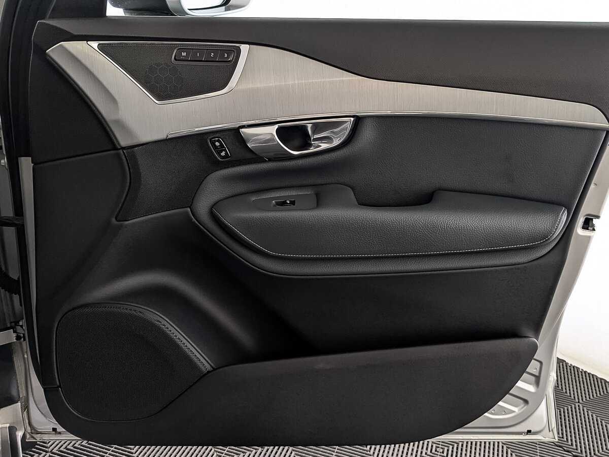 Купить Volvo XC90 с пробегом. Фото: #22