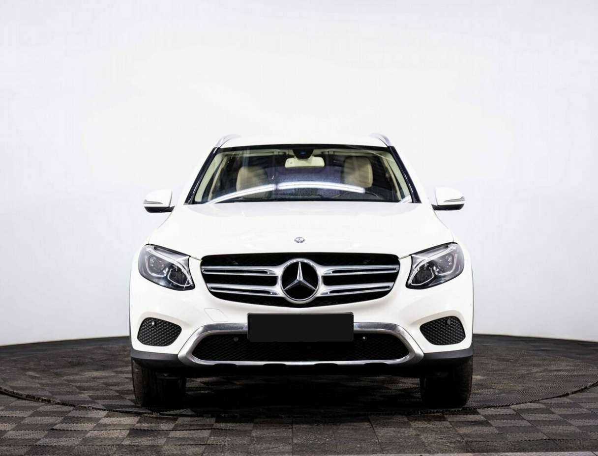 Купить Mercedes-Benz GLC с пробегом. Фото: #1