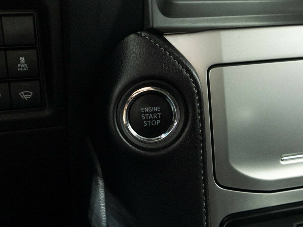 Купить Toyota Land Cruiser Prado с пробегом. Фото: #23