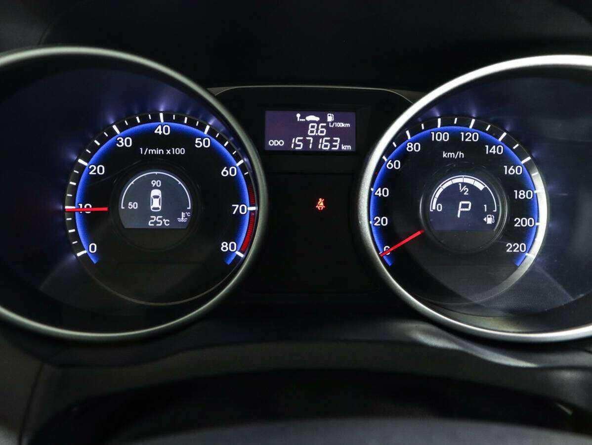 Купить Hyundai ix35 с пробегом. Фото: #10