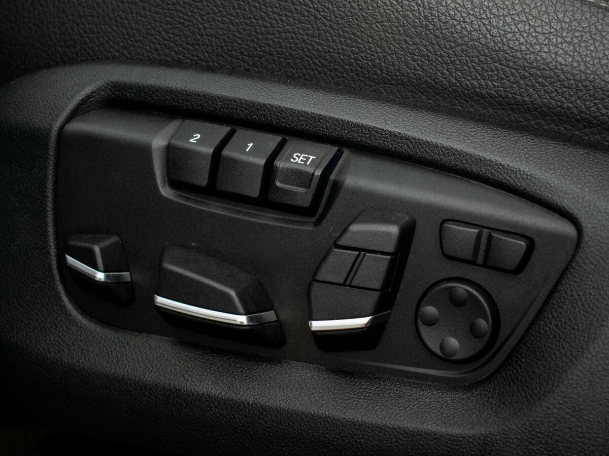 Купить BMW X6 с пробегом. Фото: #16