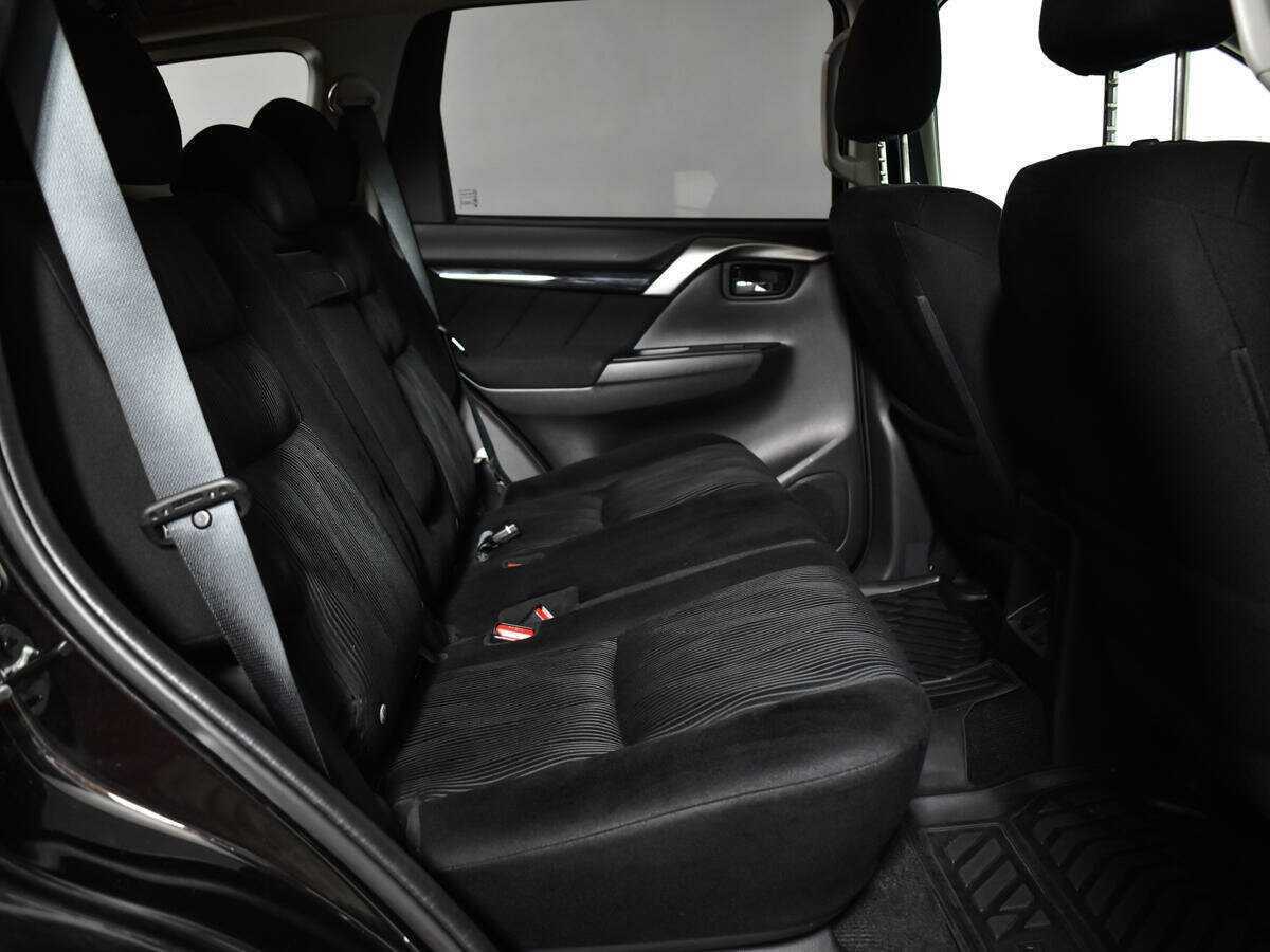 Купить Mitsubishi Pajero Sport с пробегом. Фото: #9
