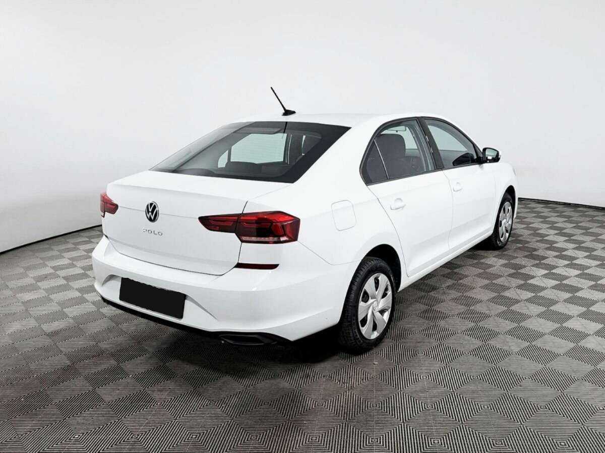 Купить Volkswagen Polo с пробегом. Фото: #3