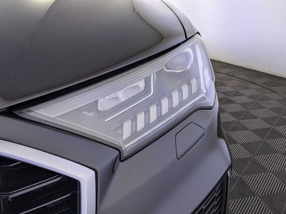 Купить Audi Q7 с пробегом. Фото: #10