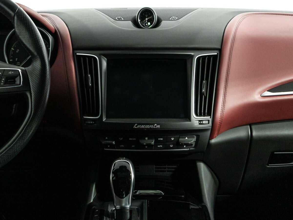 Купить Maserati Levante с пробегом. Фото: #13