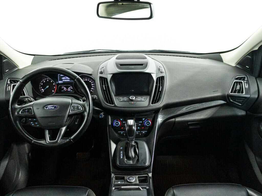 Купить Ford Kuga с пробегом. Фото: #12