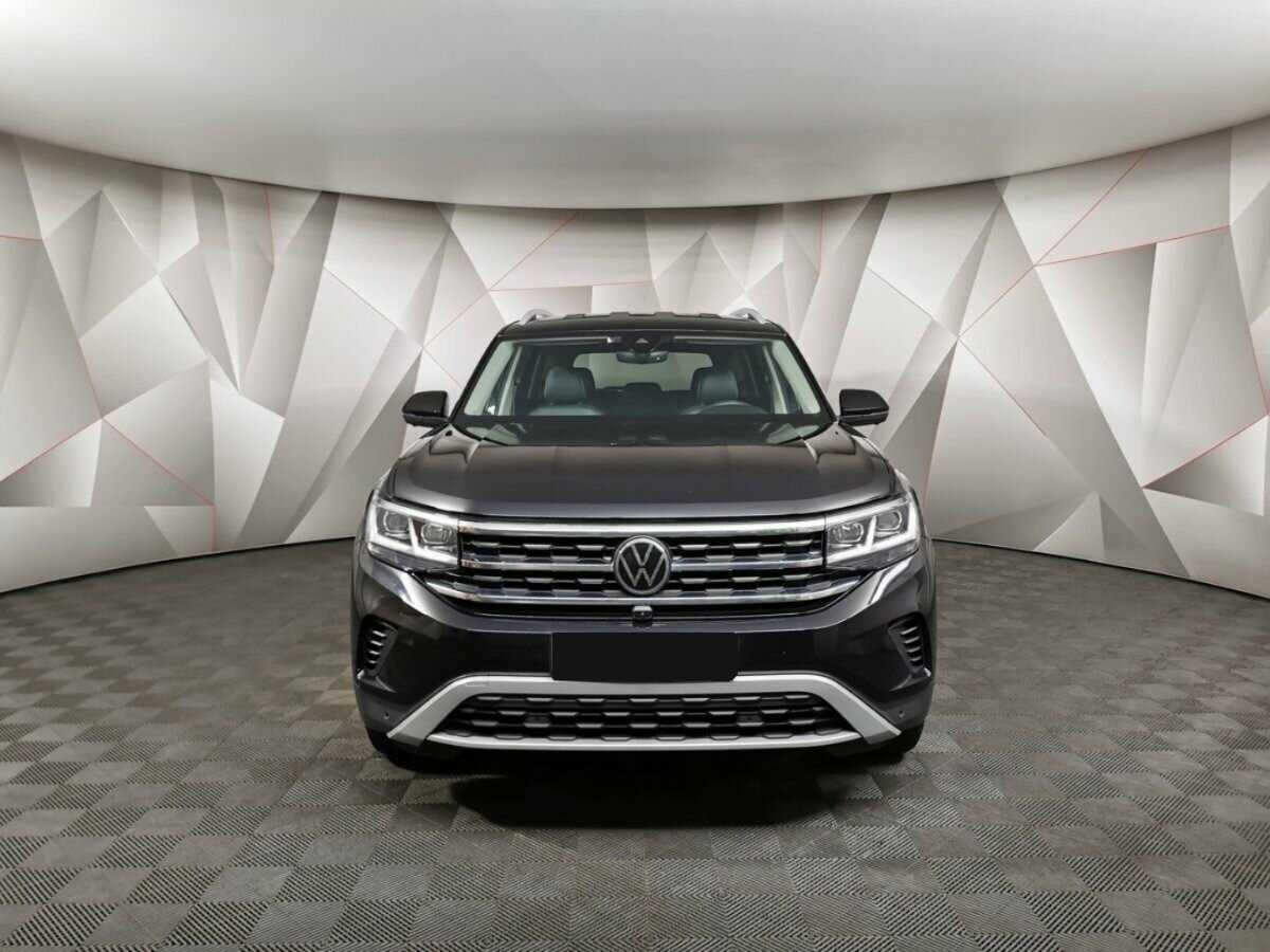 Купить Volkswagen Teramont с пробегом. Фото: #6