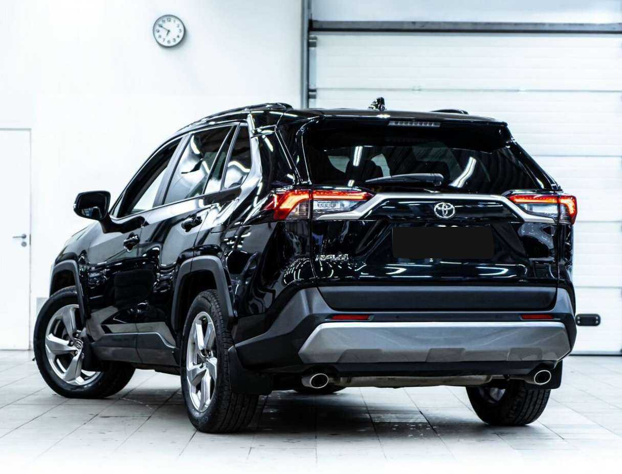 Купить Toyota RAV4 с пробегом. Фото: #3