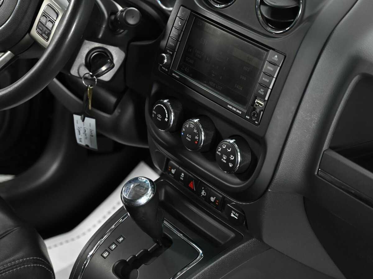 Купить Jeep Compass с пробегом. Фото: #10