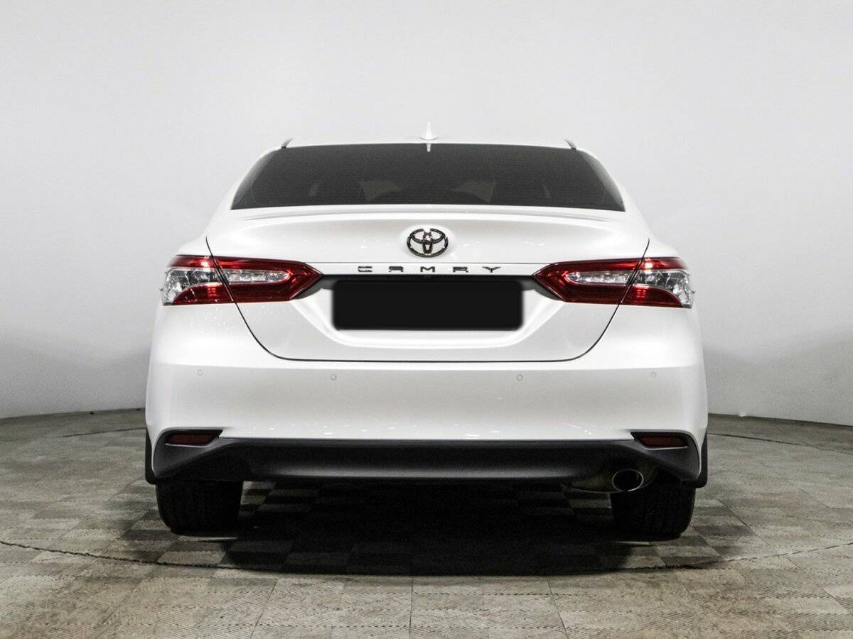 Купить Toyota Camry с пробегом. Фото: #5