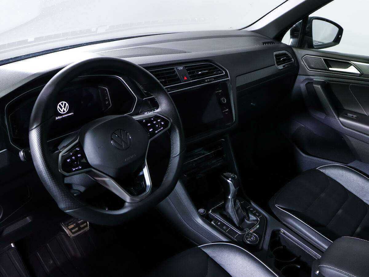 Купить Volkswagen Tiguan с пробегом. Фото: #11