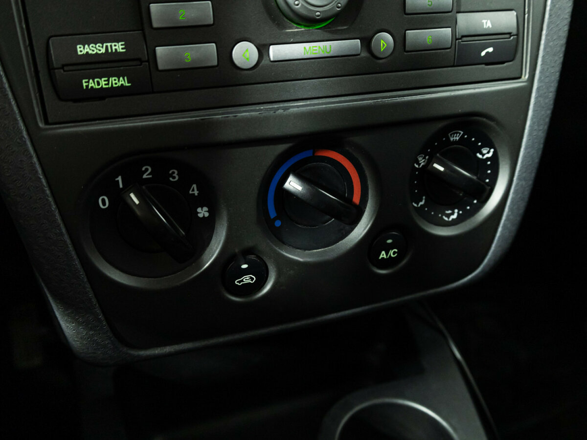 Купить Ford Fusion с пробегом. Фото: #14
