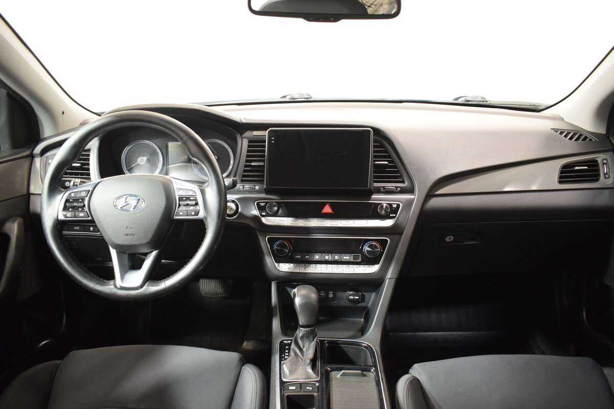 Купить Hyundai Sonata с пробегом. Фото: #12