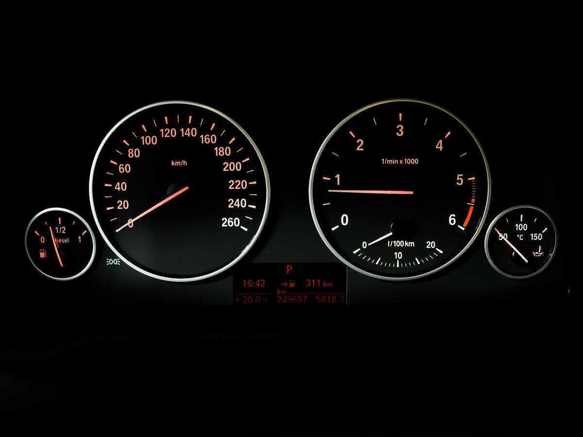 Купить BMW X3 с пробегом. Фото: #9