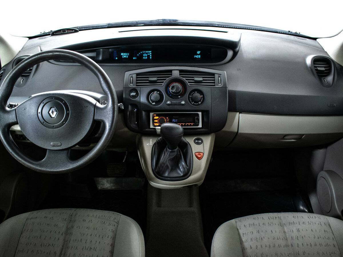 Купить Renault Scenic с пробегом. Фото: #6