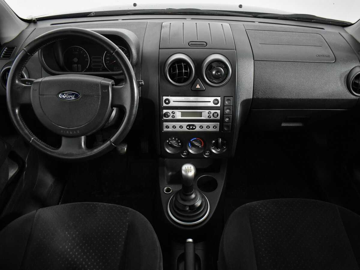Купить Ford Fusion с пробегом. Фото: #12