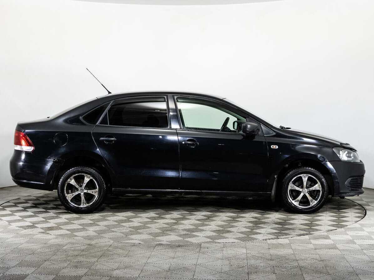 Купить Volkswagen Polo с пробегом. Фото: #3