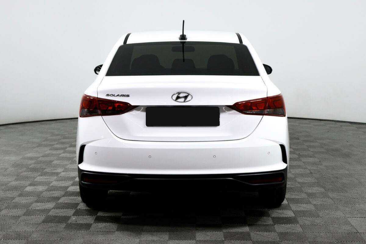 Купить Hyundai Solaris с пробегом. Фото: #5