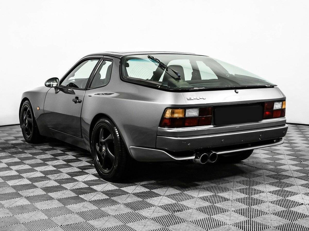 Купить Porsche 944 с пробегом. Фото: #6
