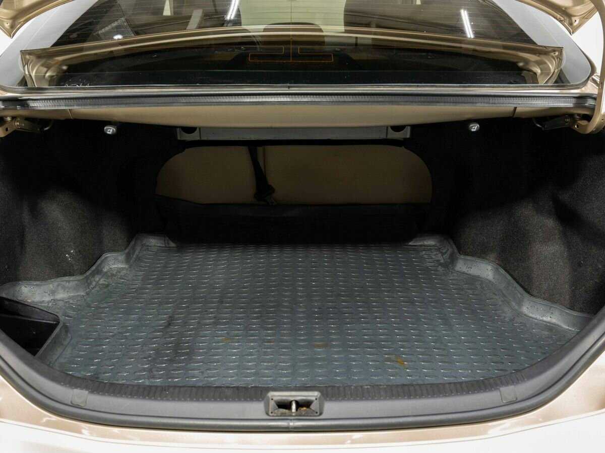 Купить Toyota Camry с пробегом. Фото: #20