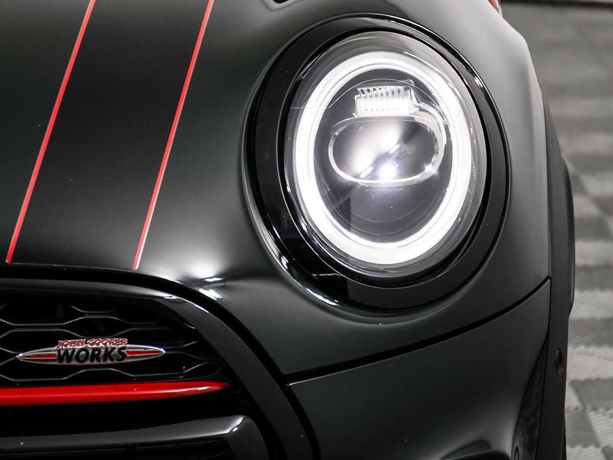 Купить Mini Hatch с пробегом. Фото: #15