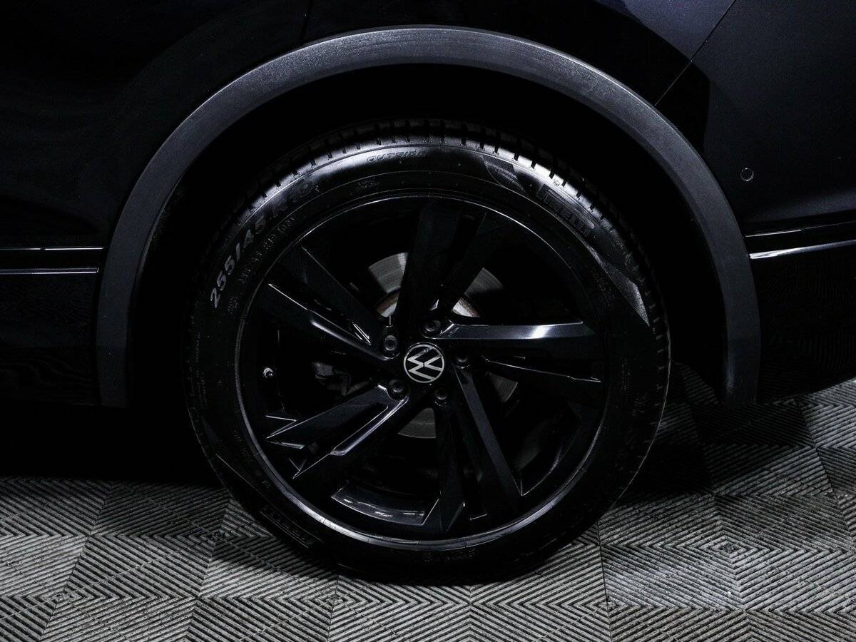 Купить Volkswagen Tiguan с пробегом. Фото: #11