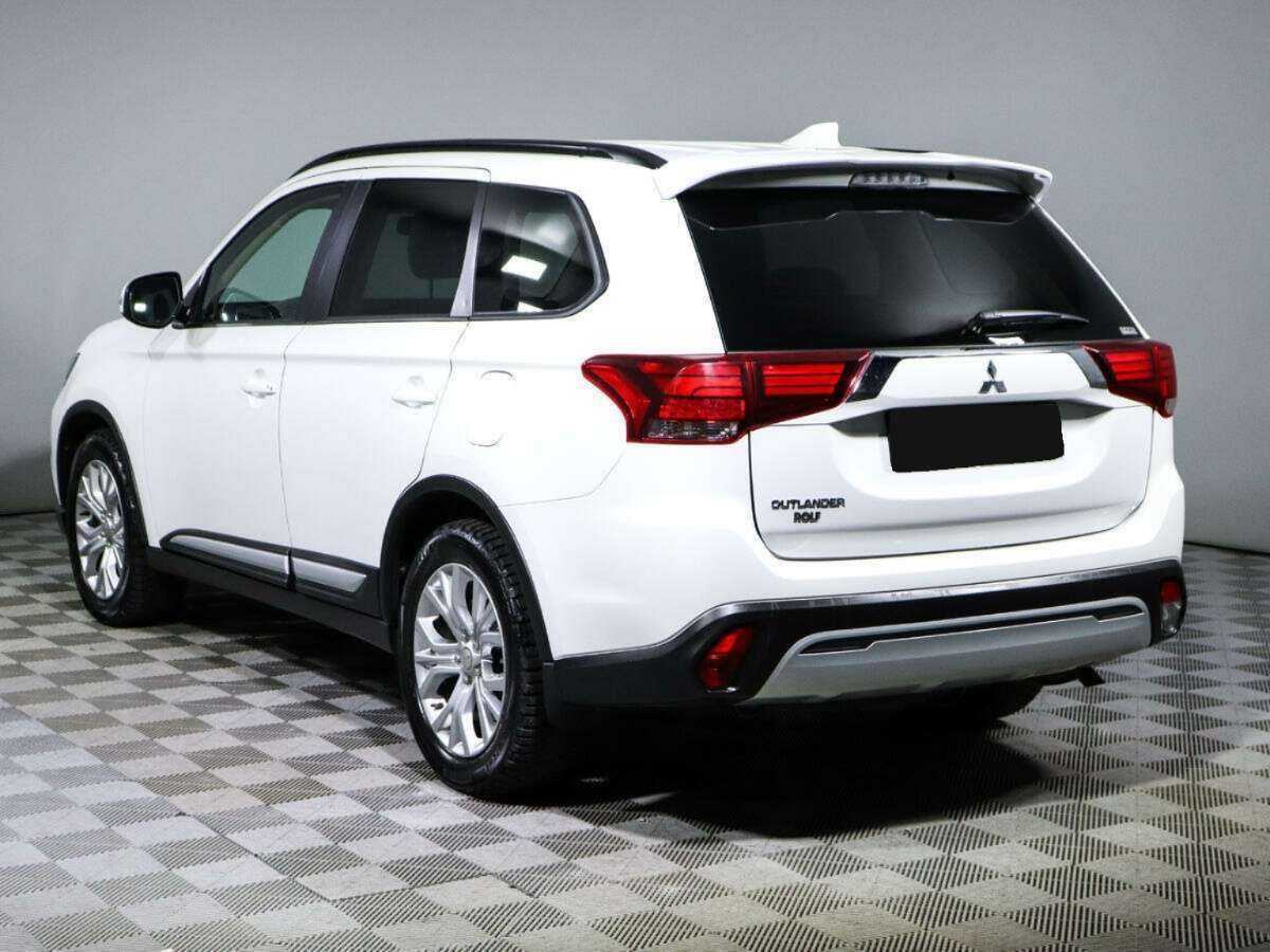 Купить Mitsubishi Outlander с пробегом. Фото: #6