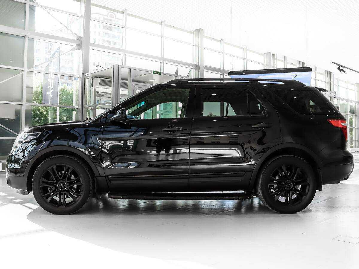 Купить Ford Explorer с пробегом. Фото: #7