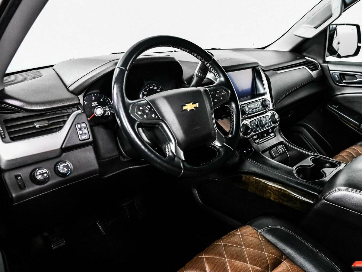 Купить Chevrolet Tahoe с пробегом. Фото: #11