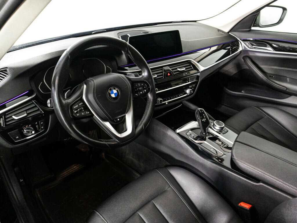 Купить BMW 5 серии с пробегом. Фото: #10