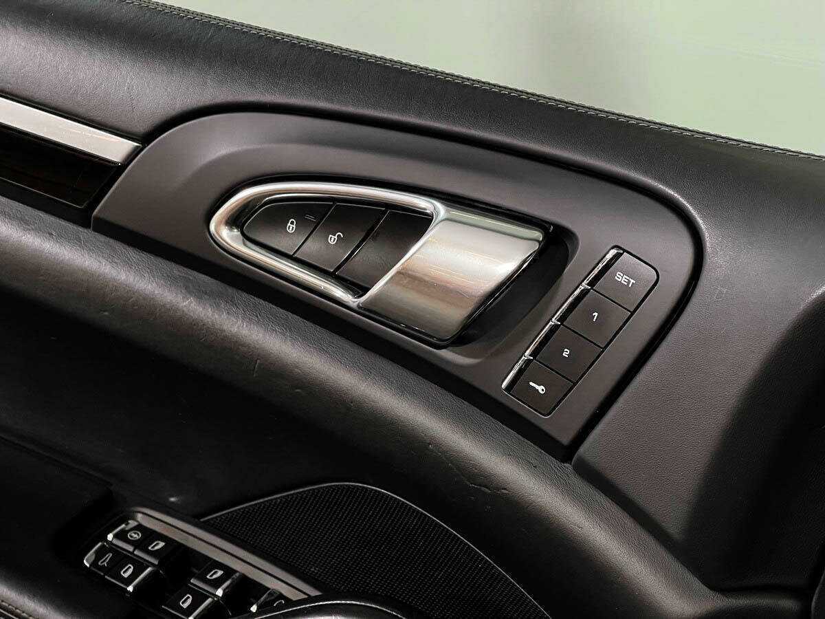 Купить Porsche Cayenne с пробегом. Фото: #15