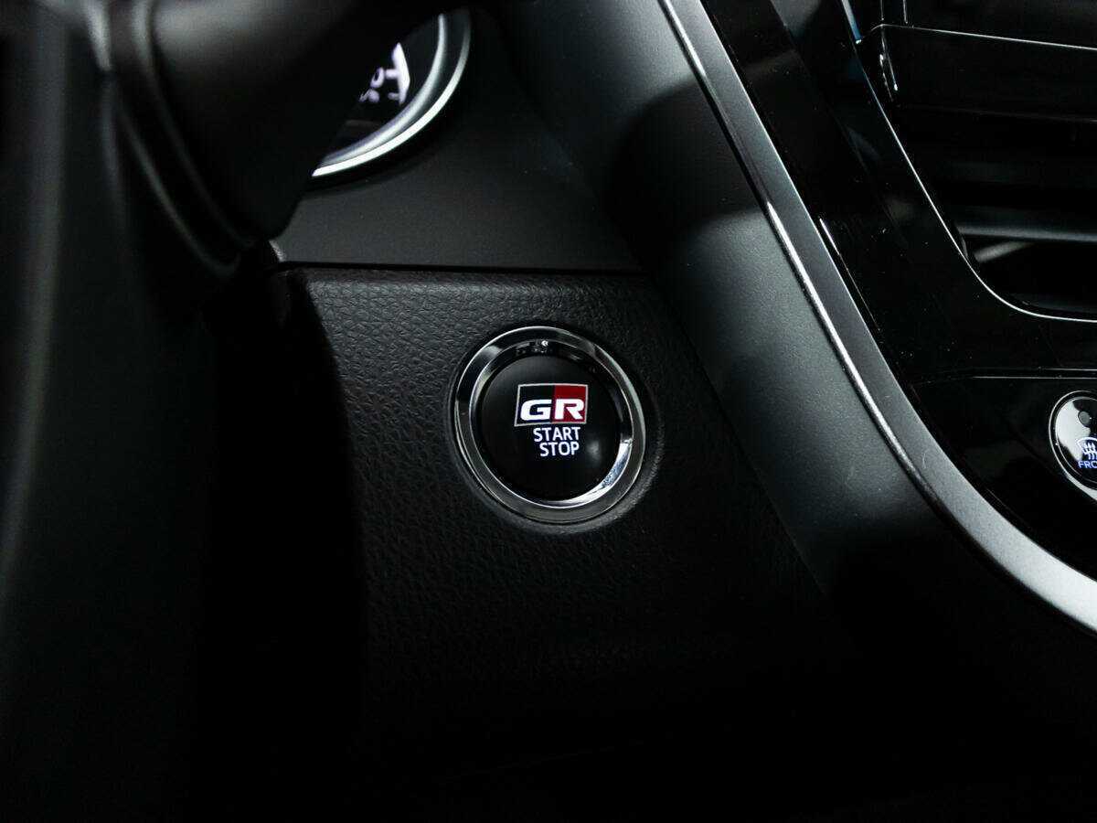Купить Toyota Camry с пробегом. Фото: #19