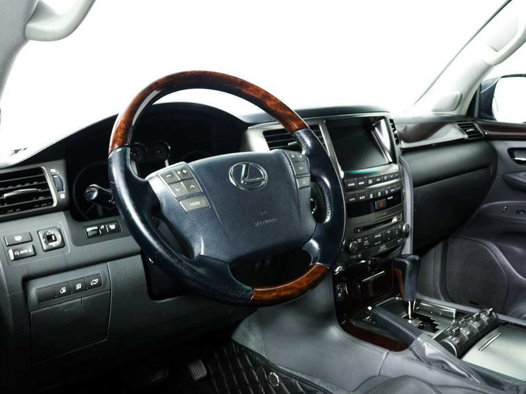 Купить Lexus LX с пробегом. Фото: #13