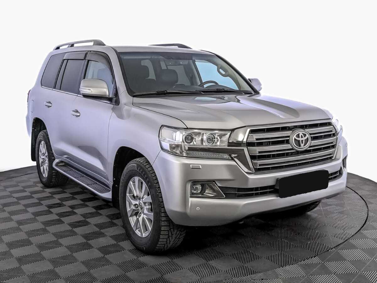 Купить Toyota Land Cruiser с пробегом. Фото: #2