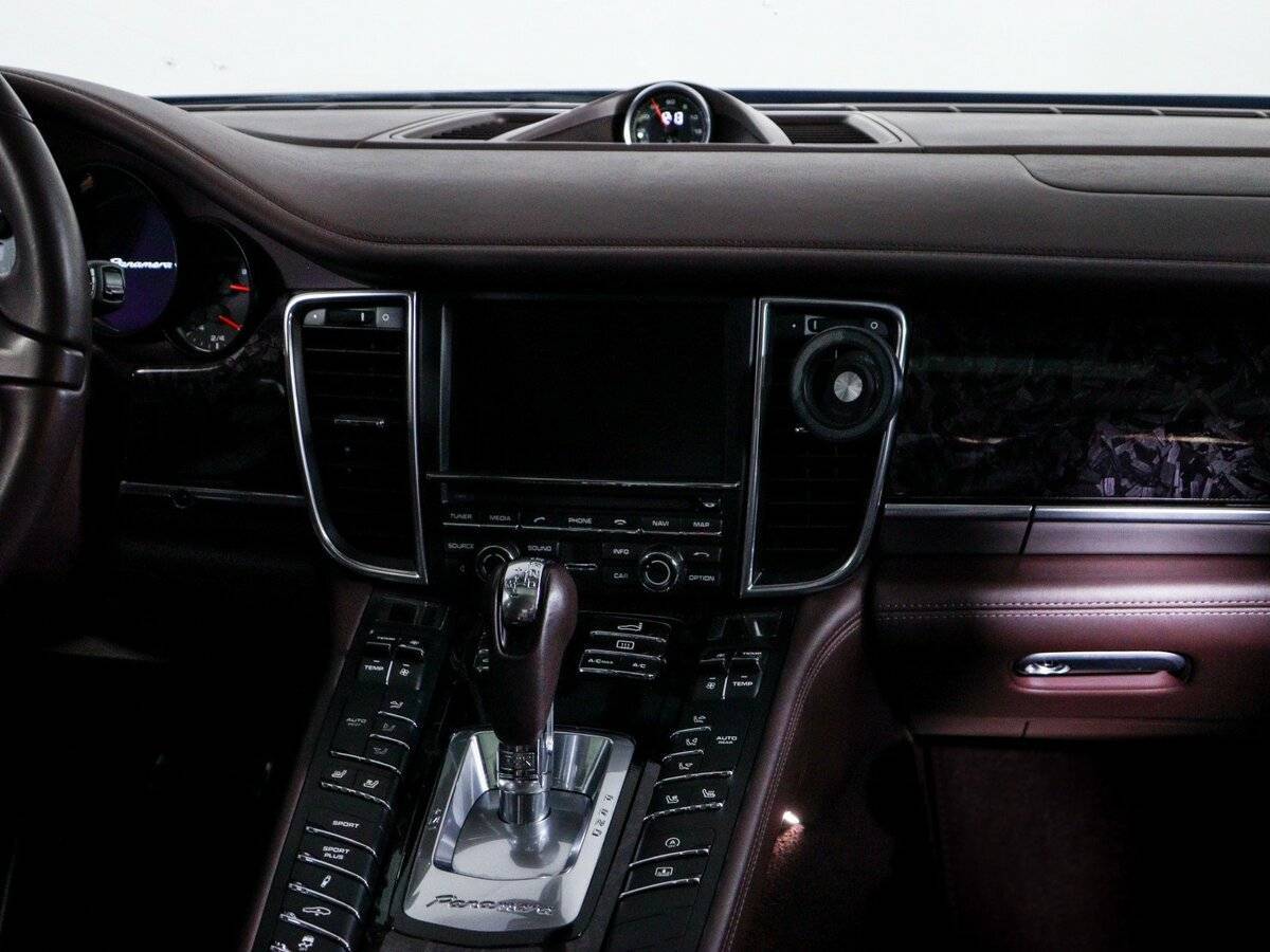 Купить Porsche Panamera с пробегом. Фото: #12
