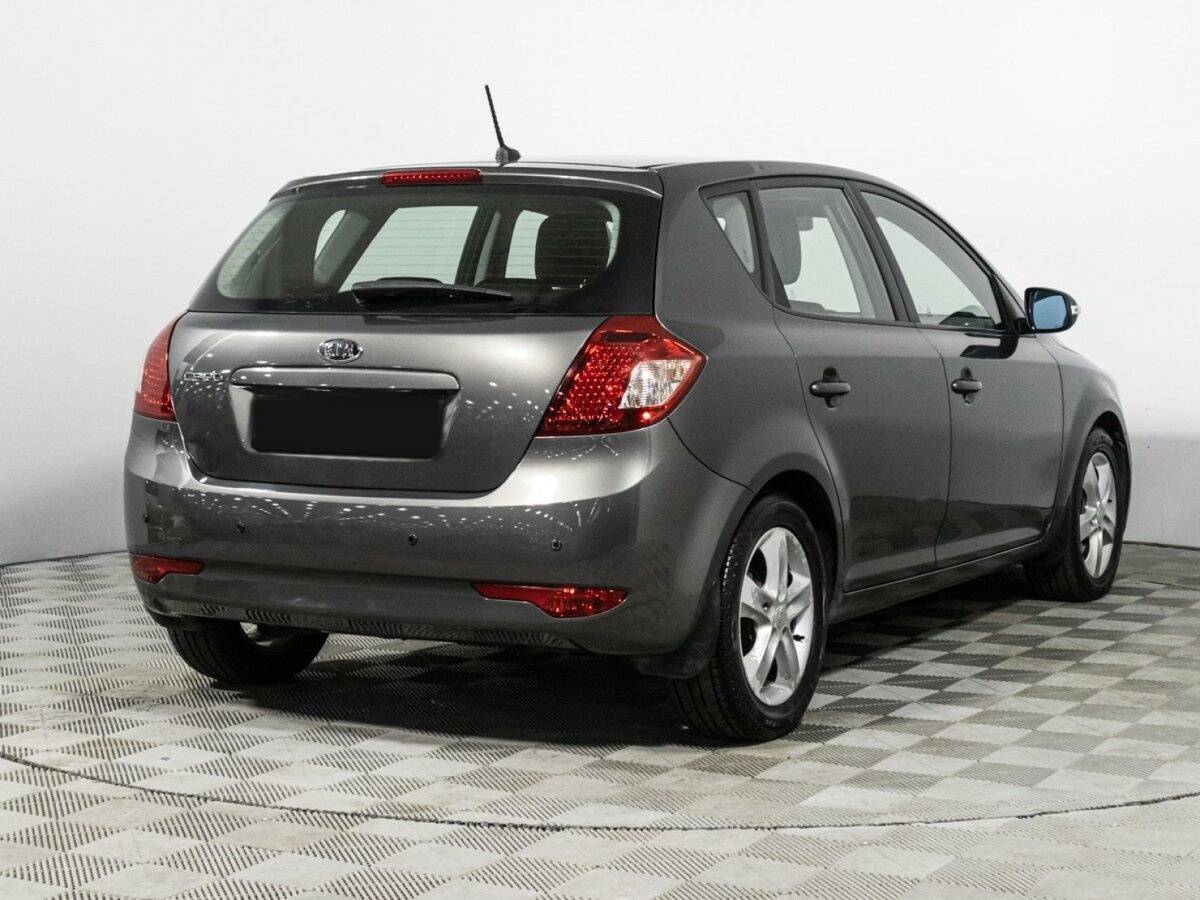 Купить Kia Ceed с пробегом. Фото: #4
