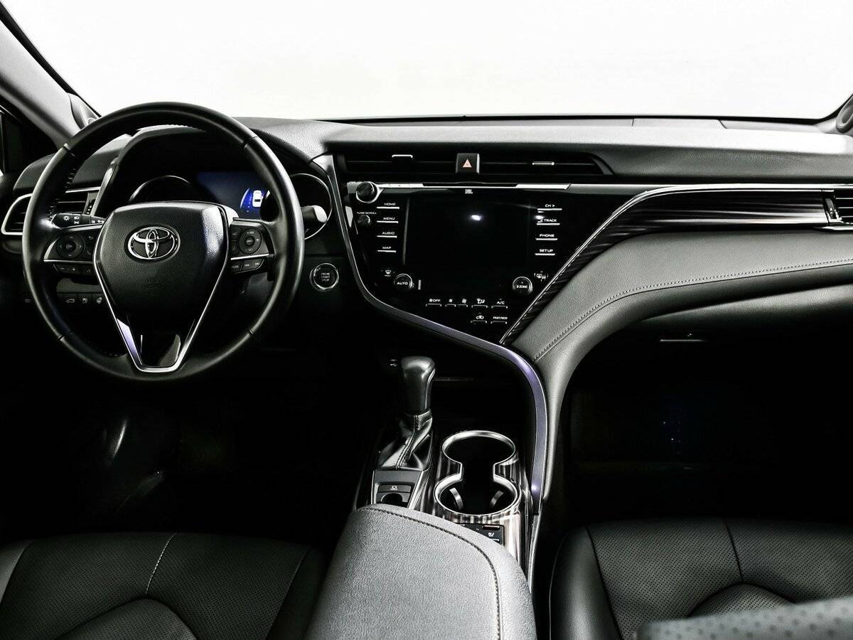 Купить Toyota Camry с пробегом. Фото: #10