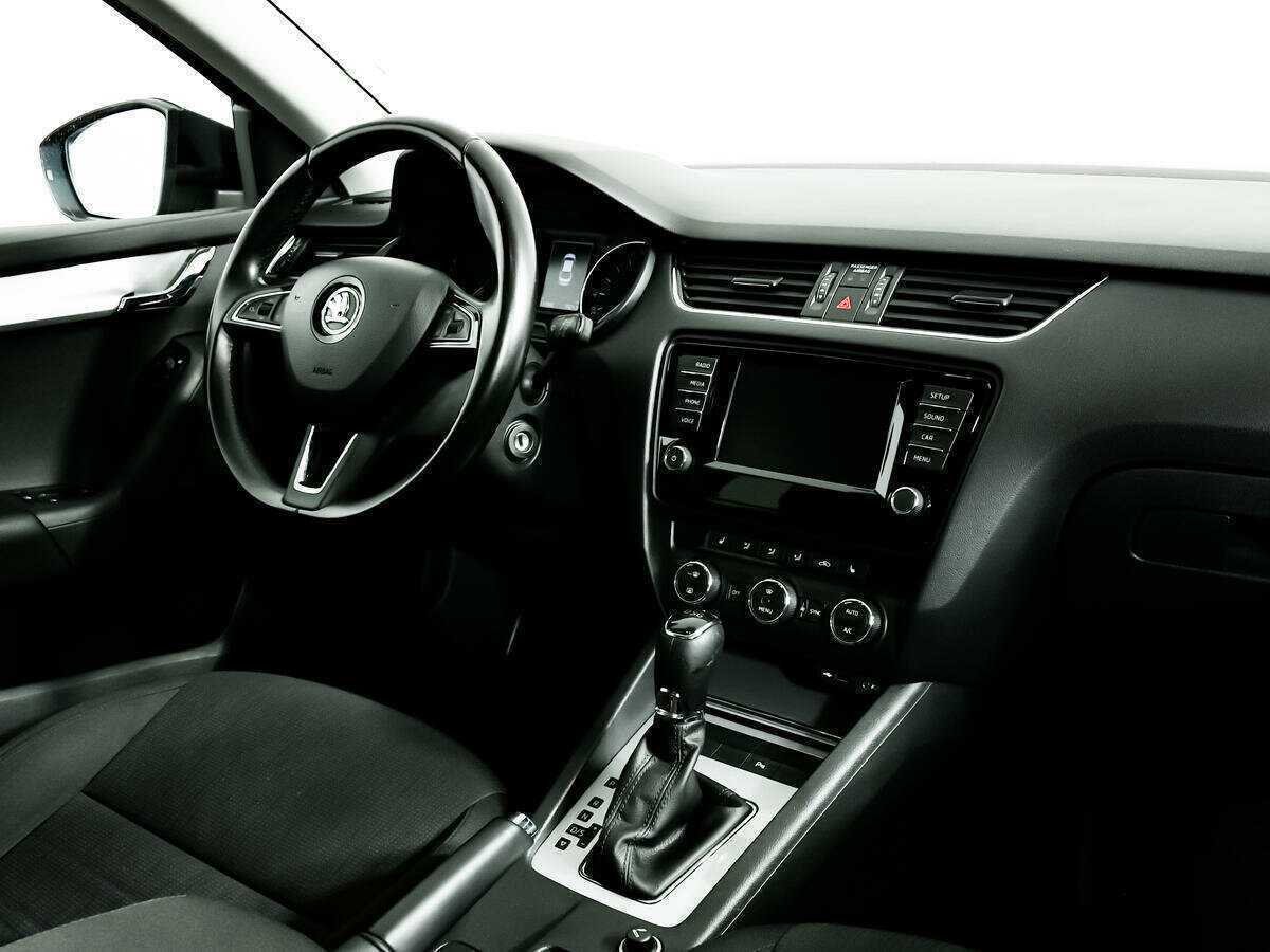 Купить Skoda Octavia с пробегом. Фото: #8