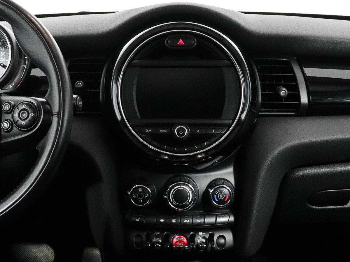 Купить Mini Hatch с пробегом. Фото: #13