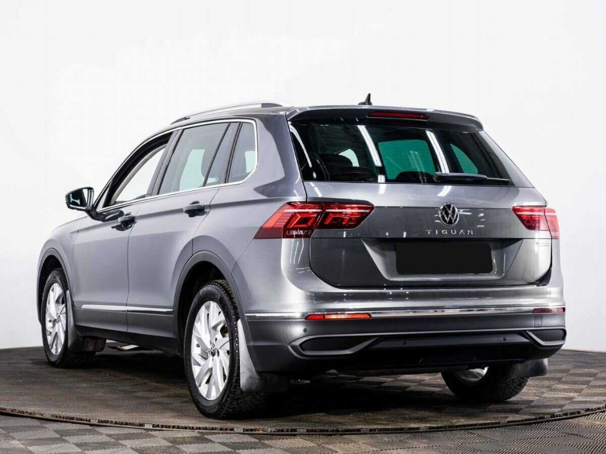 Купить Volkswagen Tiguan с пробегом. Фото: #3