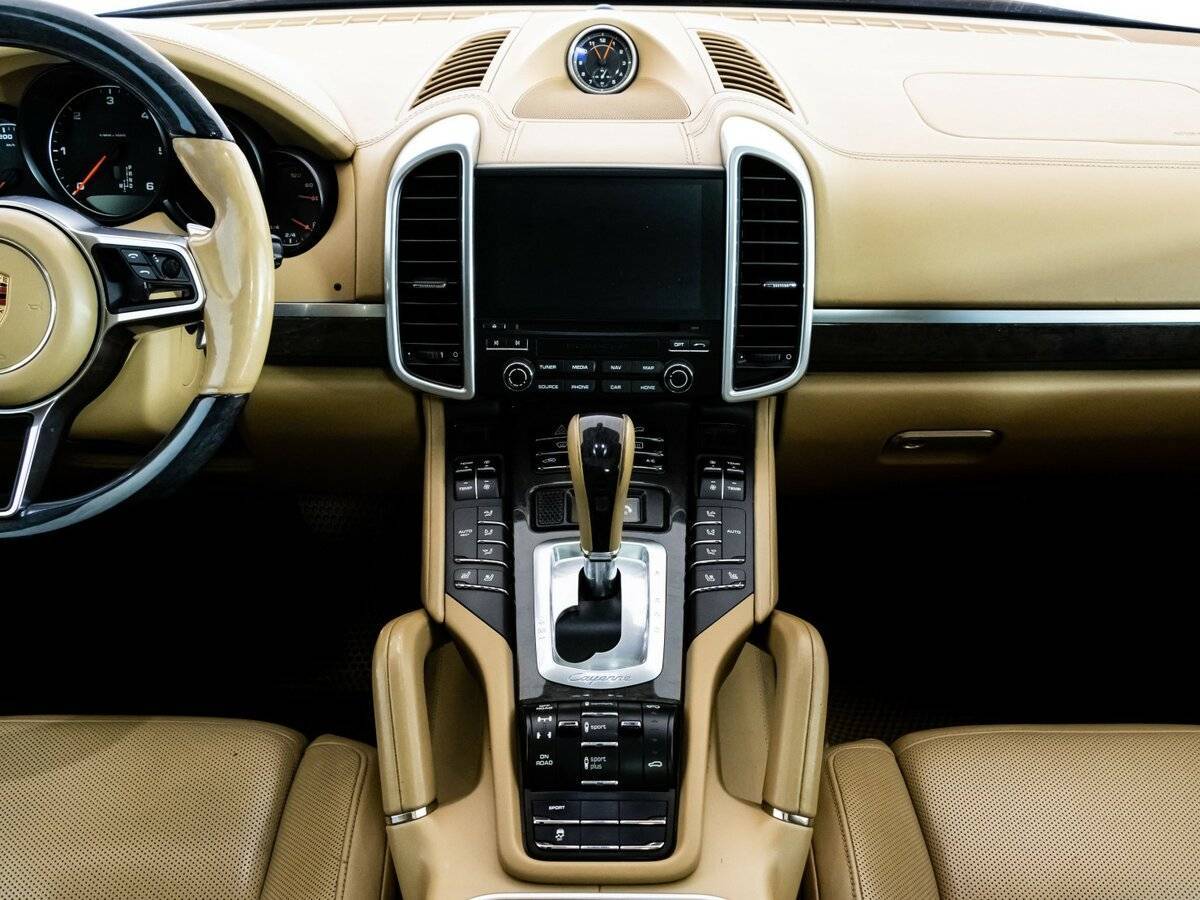 Купить Porsche Cayenne с пробегом. Фото: #10