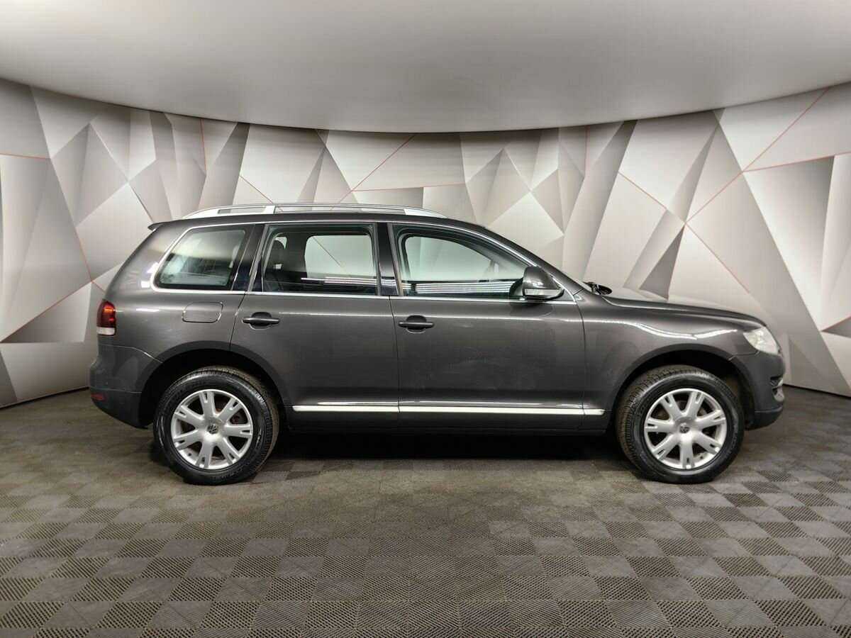 Купить Volkswagen Touareg с пробегом. Фото: #5