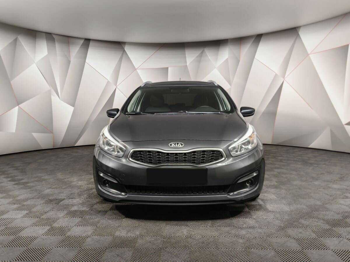 Купить Kia Ceed с пробегом. Фото: #6