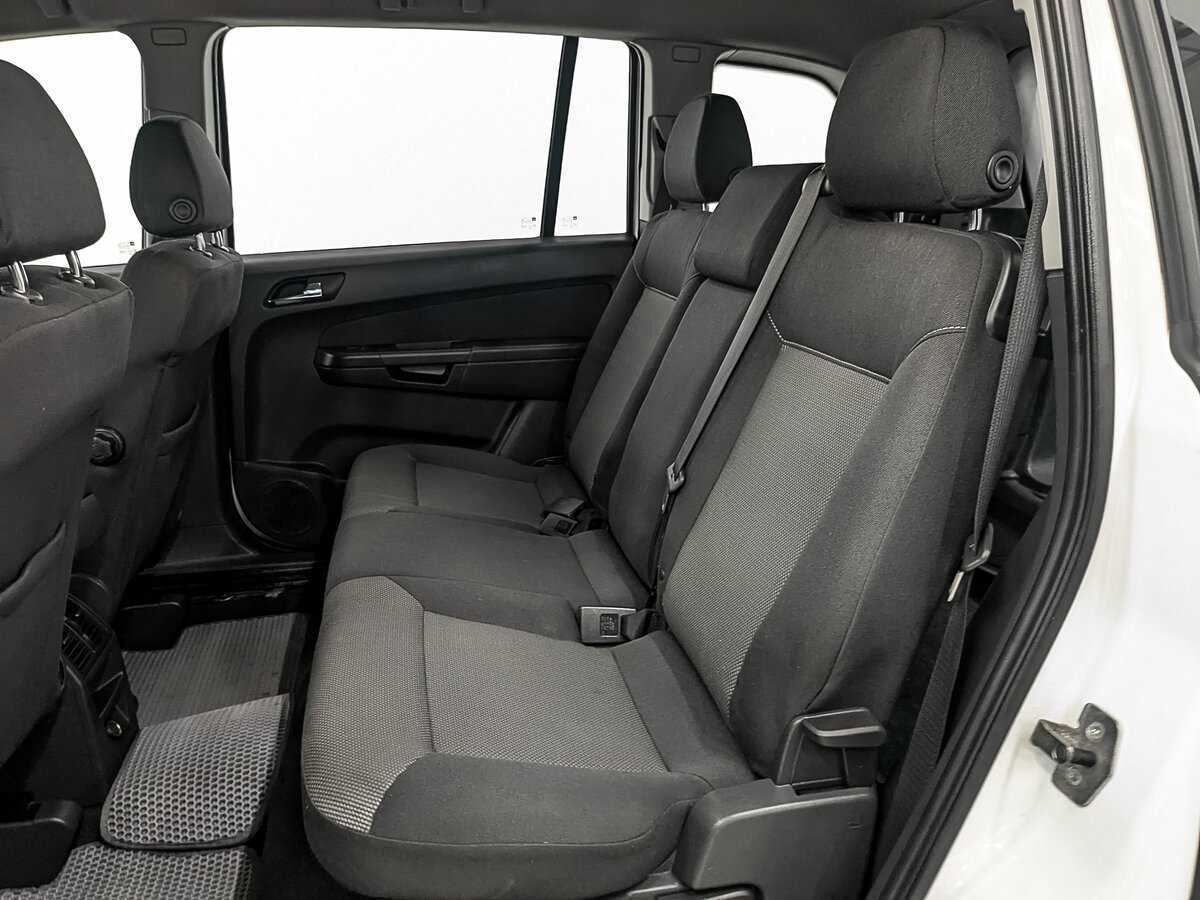 Купить Opel Zafira с пробегом. Фото: #17