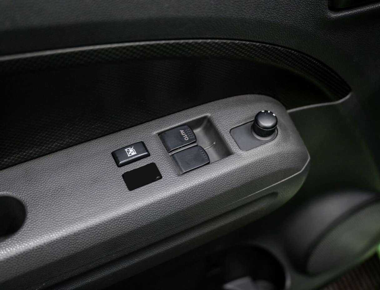 Купить Suzuki Splash с пробегом. Фото: #10