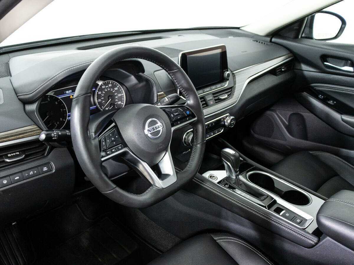 Купить Nissan Altima с пробегом. Фото: #10