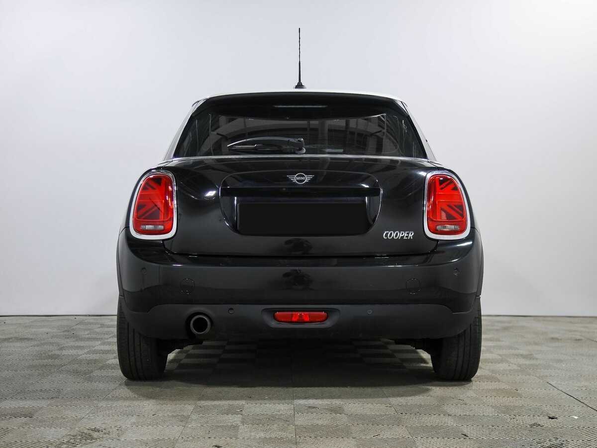 Купить Mini Hatch с пробегом. Фото: #4