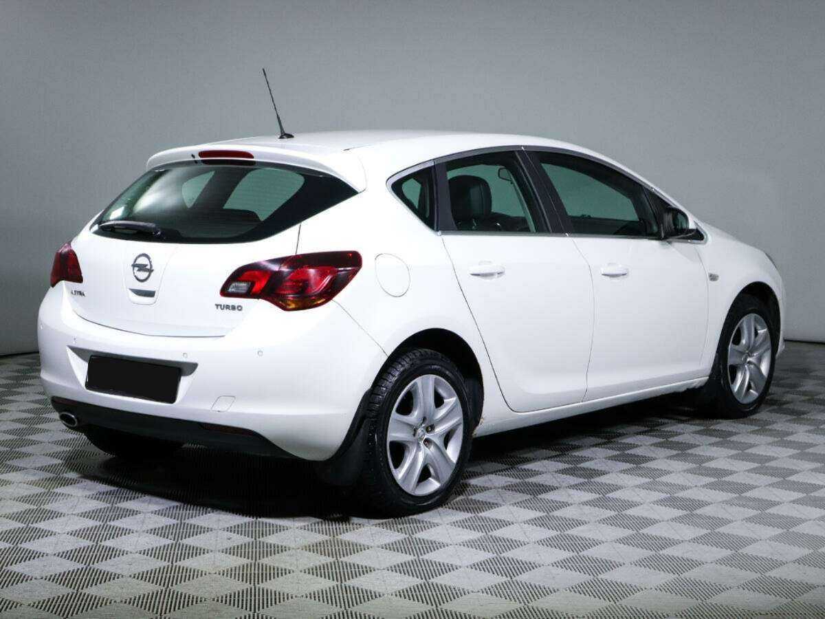 Купить Opel Astra с пробегом. Фото: #4
