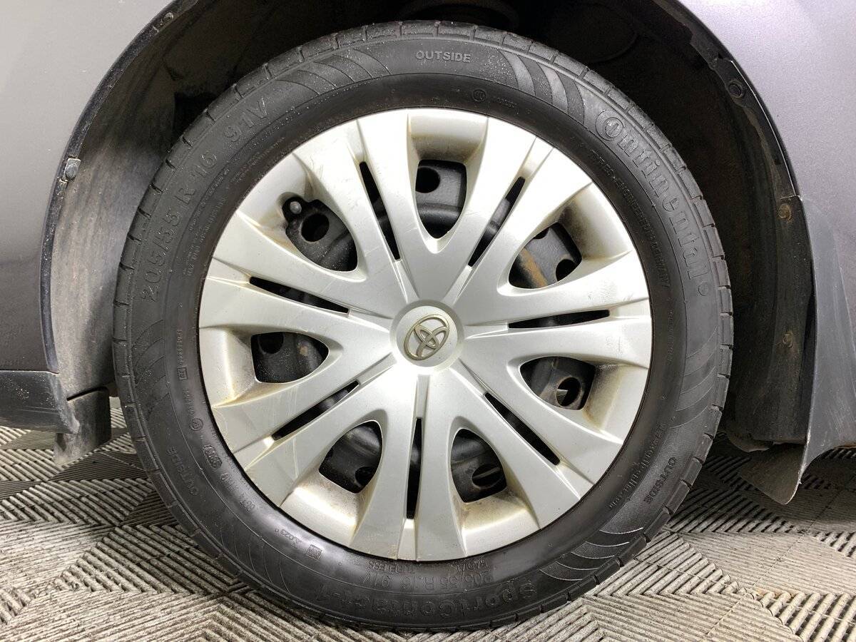 Купить Toyota Auris с пробегом. Фото: #8