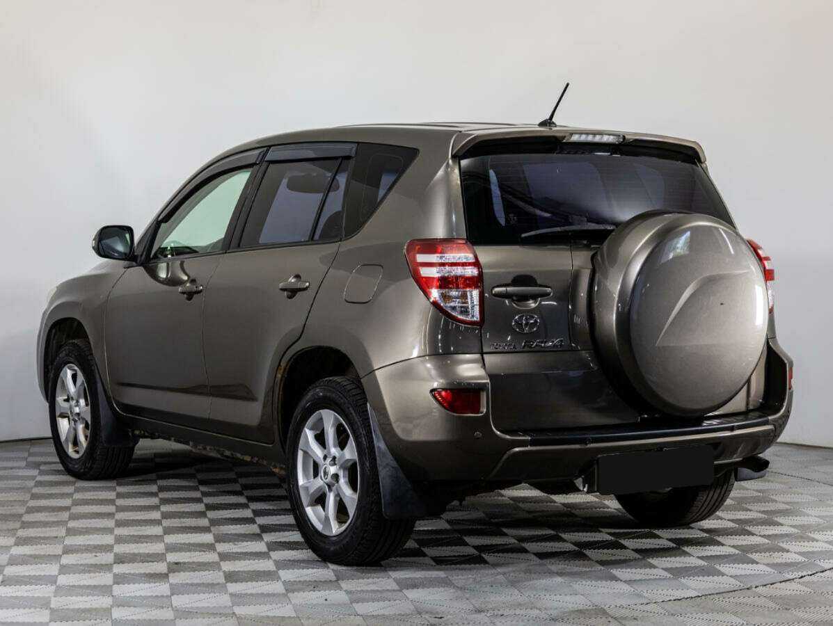 Купить Toyota RAV4 с пробегом. Фото: #6